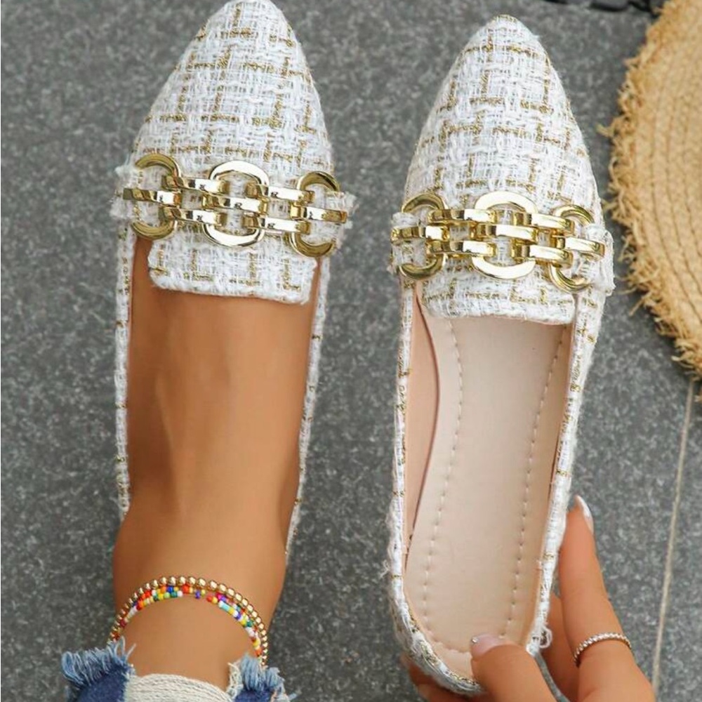 Spring And Autumn New Arrival Women Beige And Gold Plaid Pointed Toe Flat Shoes - Picture 1 of 4